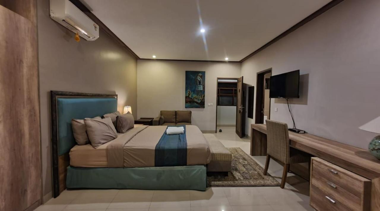 Puri Sabina Bed&Breakfast Jimbaran Exterior foto