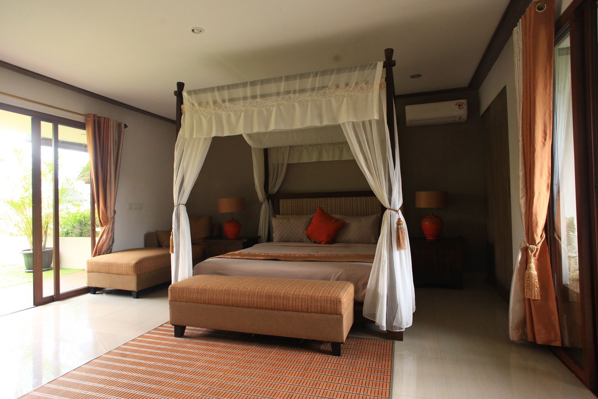 Puri Sabina Bed&Breakfast Jimbaran Exterior foto