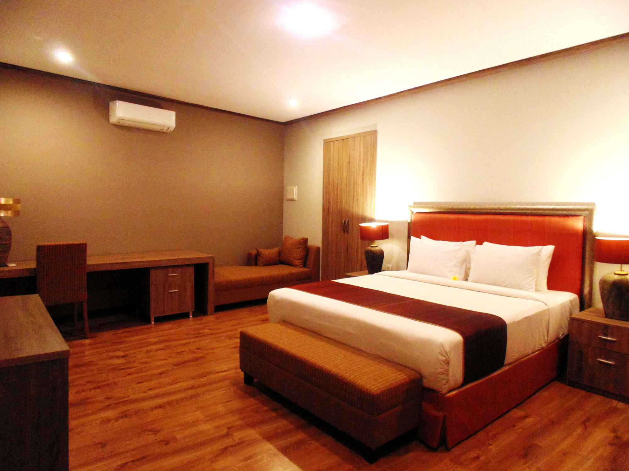 Puri Sabina Bed&Breakfast Jimbaran Exterior foto